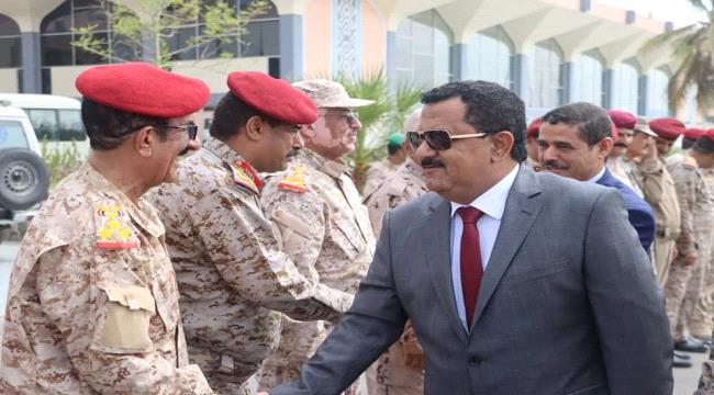 
                     وزير الدفاع يعود إلى العاصمة عدن بعد جولة خارجية