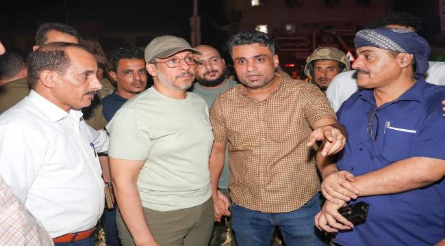
                     رئيس الوزراء يعاين آثار انفجار محطة غاز بالمنصورة ويوجه بإجراء مراجعة شاملة لتراخيص المحطات