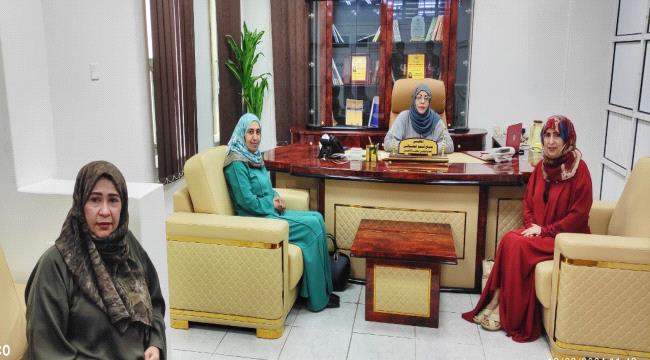 
                     القاضي صباح علواني تلتقي رئيس مركز المرأة بجامعة عدن