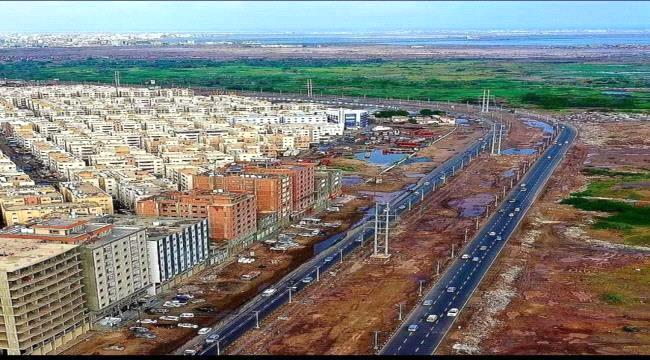 
                     سيارة رئيس اللجنة الأمنية في عدن تتعرض للسرقة من أمام منزله
