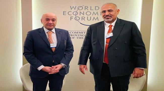 
                     الزبيدي يلتقي الأمين العام لمجلس التعاون الخليجي 