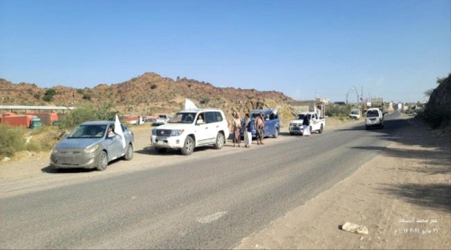 
                     بعد أشهر من مبادرة العرادة.. الحوثيون يعلنون فتح طريق البيضاء الجوبة مأرب