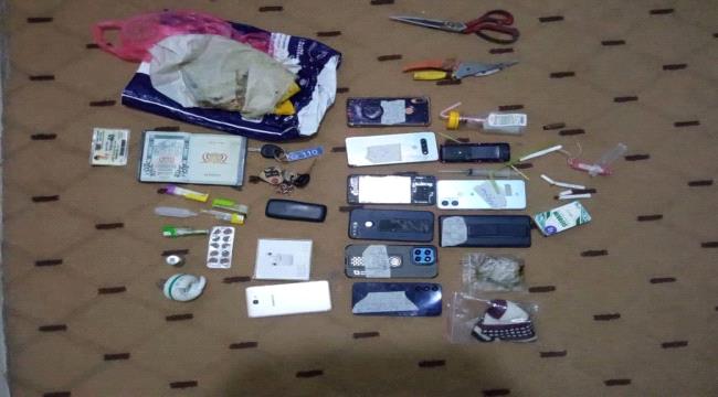 
                     إلقاء القبض على عصابة ترويج للممنوعات بمحافظة المهرة