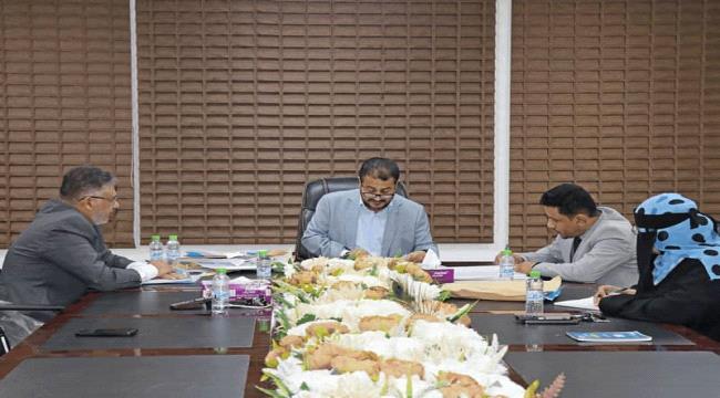 
                     فتح مظاريف عروض تدقيق حسابات البنك المركزي اليمني للأعوام 2021-2023 
