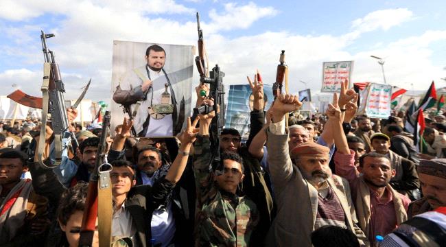 
                     بن عزيز: عشرات المعتقلين لدى الحوثيين قتلوا تحت التعذيب