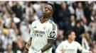 فينيسيوس يطالب ريال مدريد بعقد رونالدو التاريخي للتجديد.