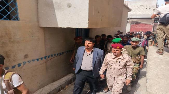 مكتب الصناعة وقوات الحزام الأمني والأمن يطلقون حملة لضبط اسعار السلع ب ...