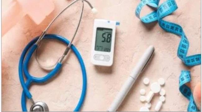 الصعود الخفي للسكر في الدم .. عوامل يومية ترفع الجلوكوز حتى دون تناول الحلويات