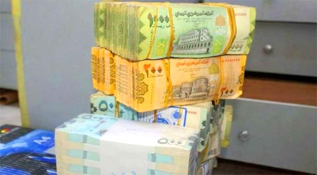 مسؤول حكومي يدعو رئيس الوزراء لإلزام الخطوط اليمنية والشركات بالتعامل  ...