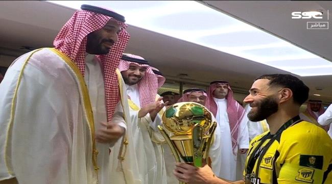 بنزيما يفوز بـ
