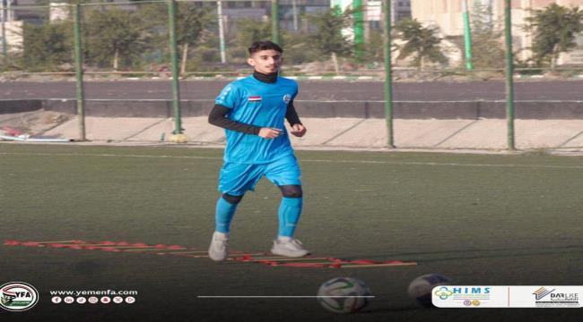 منتخب الشباب يجري تدريبات صباحية لرفع الجانب اللياقي والبدني ...