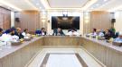 السقطري والحريزي يناقشان مشاريع التنمية مع قيادة السلطة.