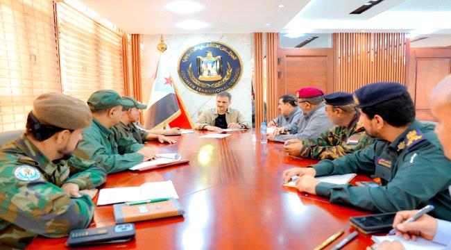 اللجنة الأمنية بالعاصمة عدن تعقد اجتماعا برئاسة لملس لمناقشة الخطة الأ ...