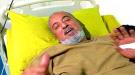 الفنان قاسم عمر يفقد بصره والمحافظ يتكفل بعلاجه.