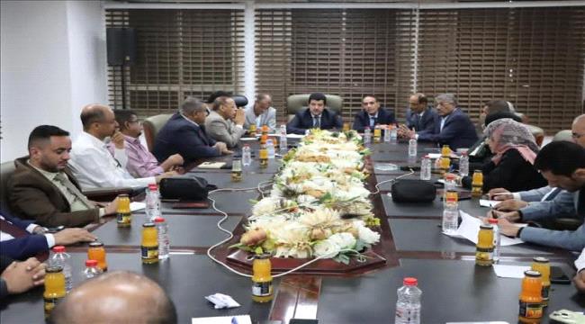 جمعية البنوك اليمنية تنتخب قيادة جديدة برئاسة سنكر والهمداني وتعتمد عد ...