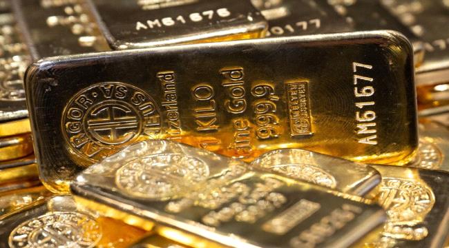 الذهب يرتفع ويتجه لتحقيق مكاسب للشهر الرابع على التوالي ...