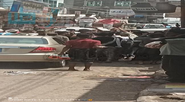 عاجل: الإفراج عن الموظف بلال الهاشمي المتسبب بحادثة كسر جناح طائرة الي ...