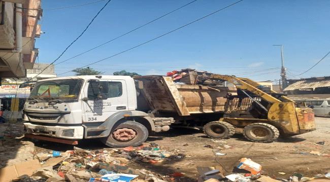 لليوم الثاني.. استمرار حملة النظافة وفتح الطريق في شارع الثقافة بخورمك ...