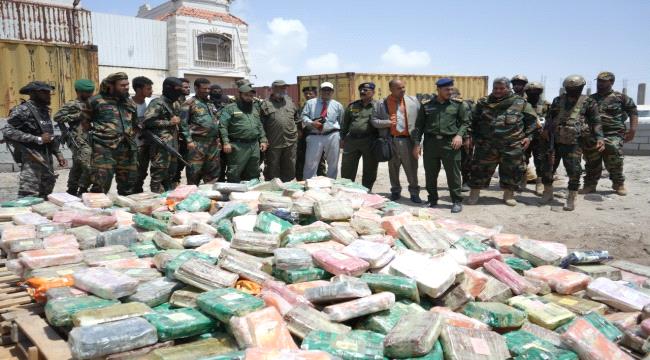 اتلاف كميات كبيرة من المخدرات في العاصمة عدن  ...