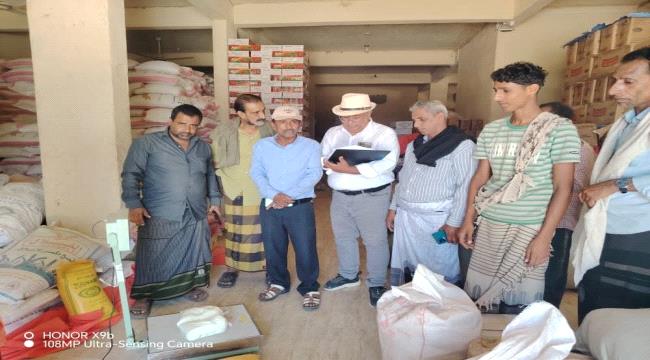 ضبط مخالفات نقص الأوزان وتحذير من رفع الأسعار بسقطرى ...