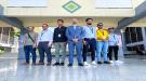 الطلاب الفائزين بمنح شركة المقبلي للطاقة يغادرون عدن إل.