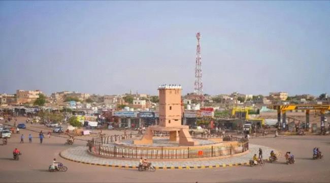 نجاة محافظ الحديدة من محاولة اغتيال حوثية بصاروخ باليستي
