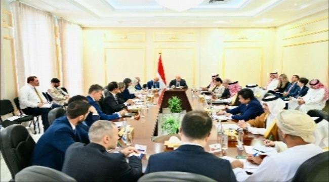العليمي: أعطينا السلام فرصته.. وحان وقت إعطاء الدولة فرصتها