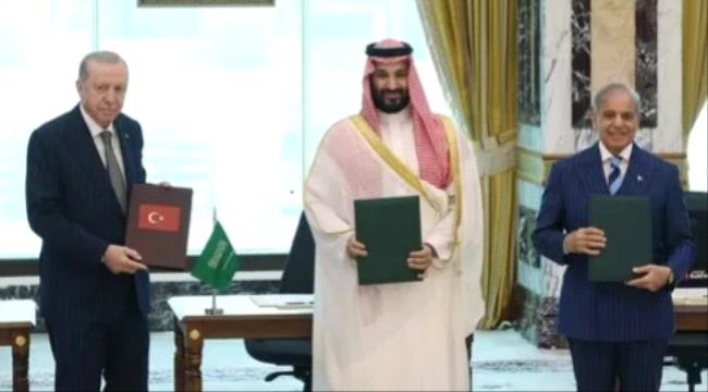 سياسي يمني بارز: اتفاق مكة رسالة ردع والمواجهة في اليمن باتت وشيكة