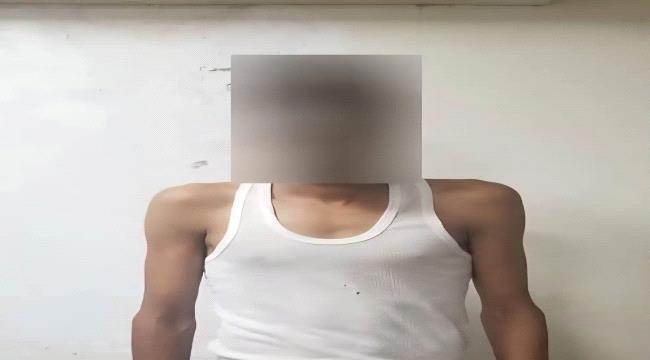 القبض على متهماً برمي قنبلة صوتية قرب مستشفى الصداقة في مديرية الشيخ عثمان