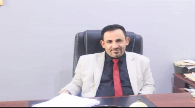 شعفل يوجّه بنزول ميداني للاطلاع على أسباب احتراق حافلة ركاب في نقيل العرقوب بأبين