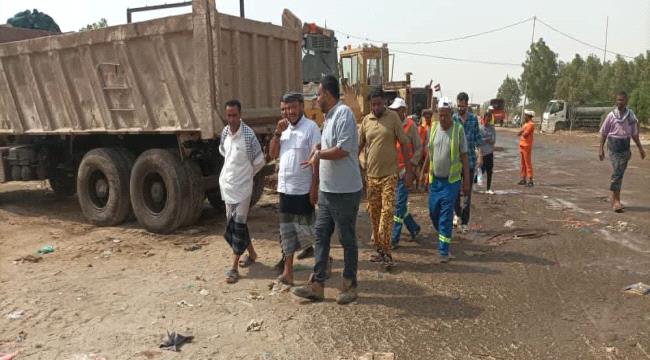 المدير التنفيذي لصندوق النظافة بعدن يتفقد ميزان ومقلب بئر النعامة ويطل ...