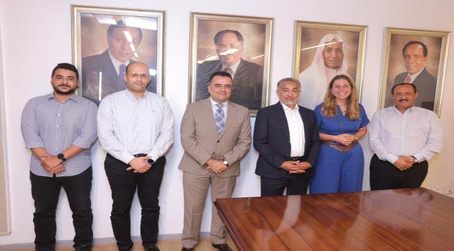 فيما نبيل هائل: طموحنا بناء مؤسسة كل موظف فيها مبتكر للحلول..مجموعة ها ...