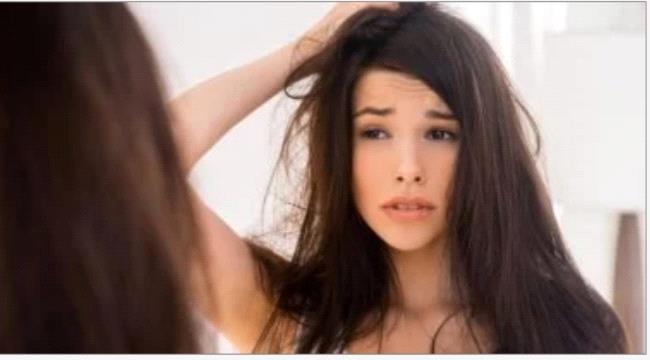 مكملات طبيعية مفيدة لصحة الشعر وتغذيته