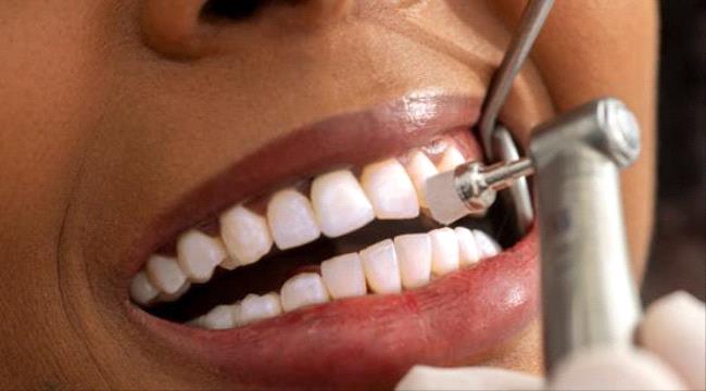 وداعاً للتسوس.. جل جديد يُعيد بناء مينا الأسنان