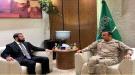 الرباش يلتقي الفريق الركن فهد بن حمد السلمان لبحث دعم ا.
