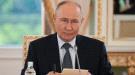 بوتين يرد على طلب زيلينسكي: لا أرى سبباً لعقد لقاء معك.