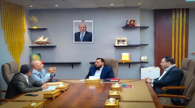 الكاف وشيخ يبحثان جاهزية منظومة الكهرباء في عدن لمواجهة ارتفاع الأحمال ...
