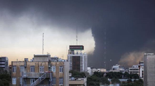 نفط طهران يشتعل.. والحرس الثوري يتوعد بالاستمرار في الحرب 6 أشهر