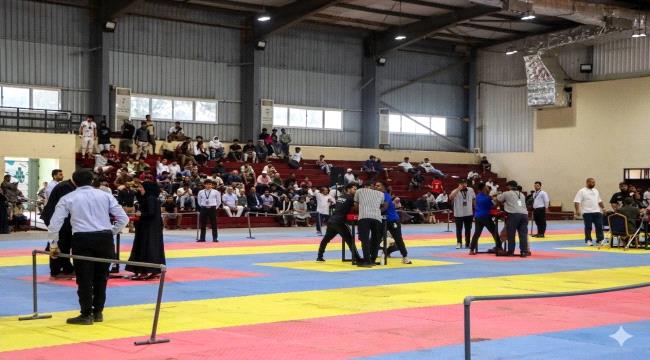 إسدال الستار على بطولة الجمهورية الثالثة لمصارعة الذراعين بعدن ...