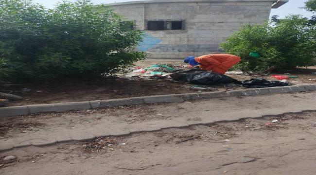 حملات نظافة مكثفة استعدادًا لاستقبال عيد الأضحى في العاصمة عدن ...