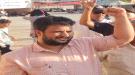 اليافعي يهنئ العمال ويشيد بصمودهم في مواجهة التحديات.