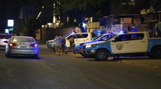 الأجهزة الأمنية في عدن ترفع جاهزيتها بانتشار واسع في مختلف المديريات