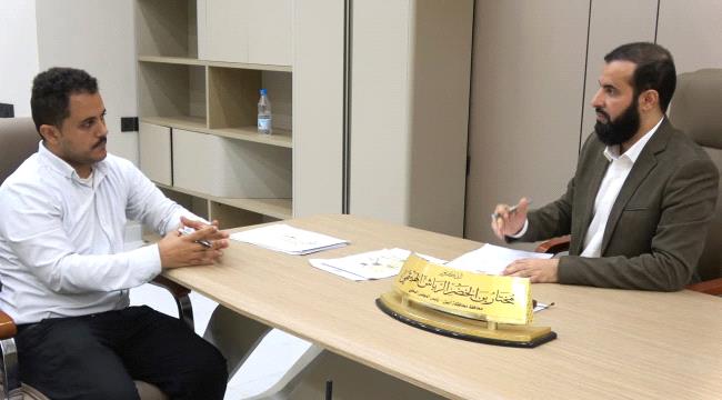 الرباش يبحث مع مدير الأشغال المشاريع ذات الأولوية واحتياجات المرحلة المقبلة