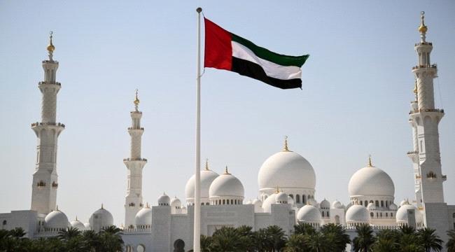 مسؤول إماراتي يحذر من محاولات زرع الفتنة بين السعوديين والإماراتيين