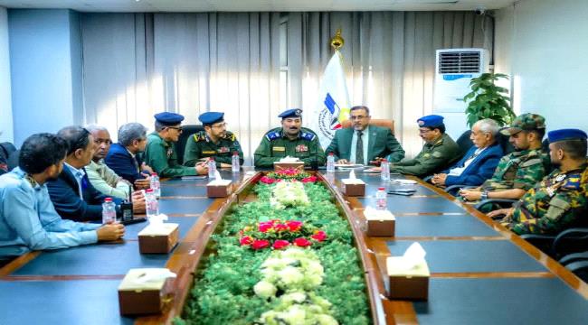 لجنة من وزارة الداخلية تتفقد المؤسسات الأمنية في عدن لتعزيز الجاهزية وتأمين الجبهة الداخلية