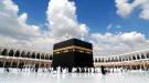 المعتمرون يجدون أنفسهم في مرمى الضربات الحوثية.