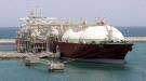 شحنة قطرية تسلك مسارا نادرا لتوصيل الغاز إلى أوروبا.