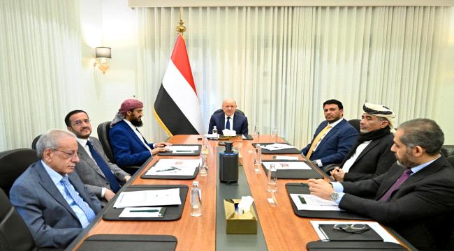 اجتماع للرئاسة والحكومة يقر إجراءات اقتصادية وعسكرية