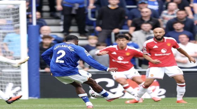 ايفرتون يفرض تعادلا مجنونا على مانشستر يونايتد