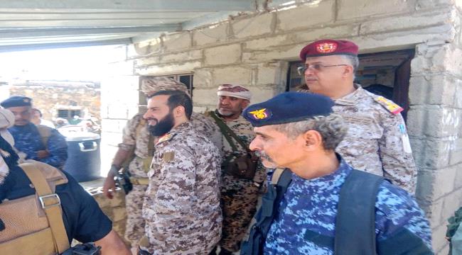 الرباش يتفقد جبهات القتال في جبل ثرة والحلحل واللواء 255 مشاة ...